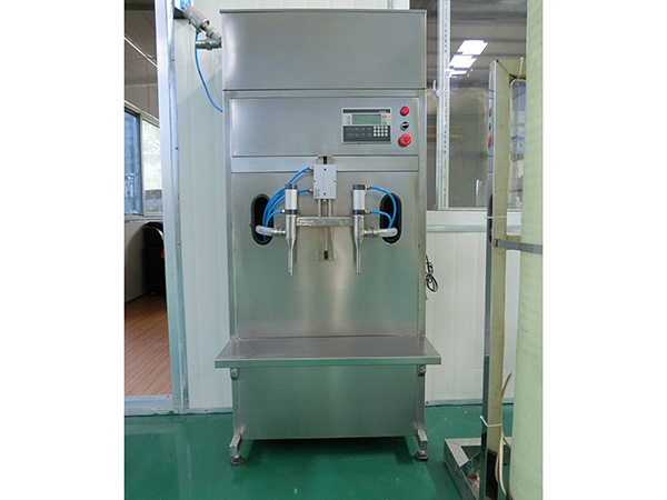 直線灌裝機系列